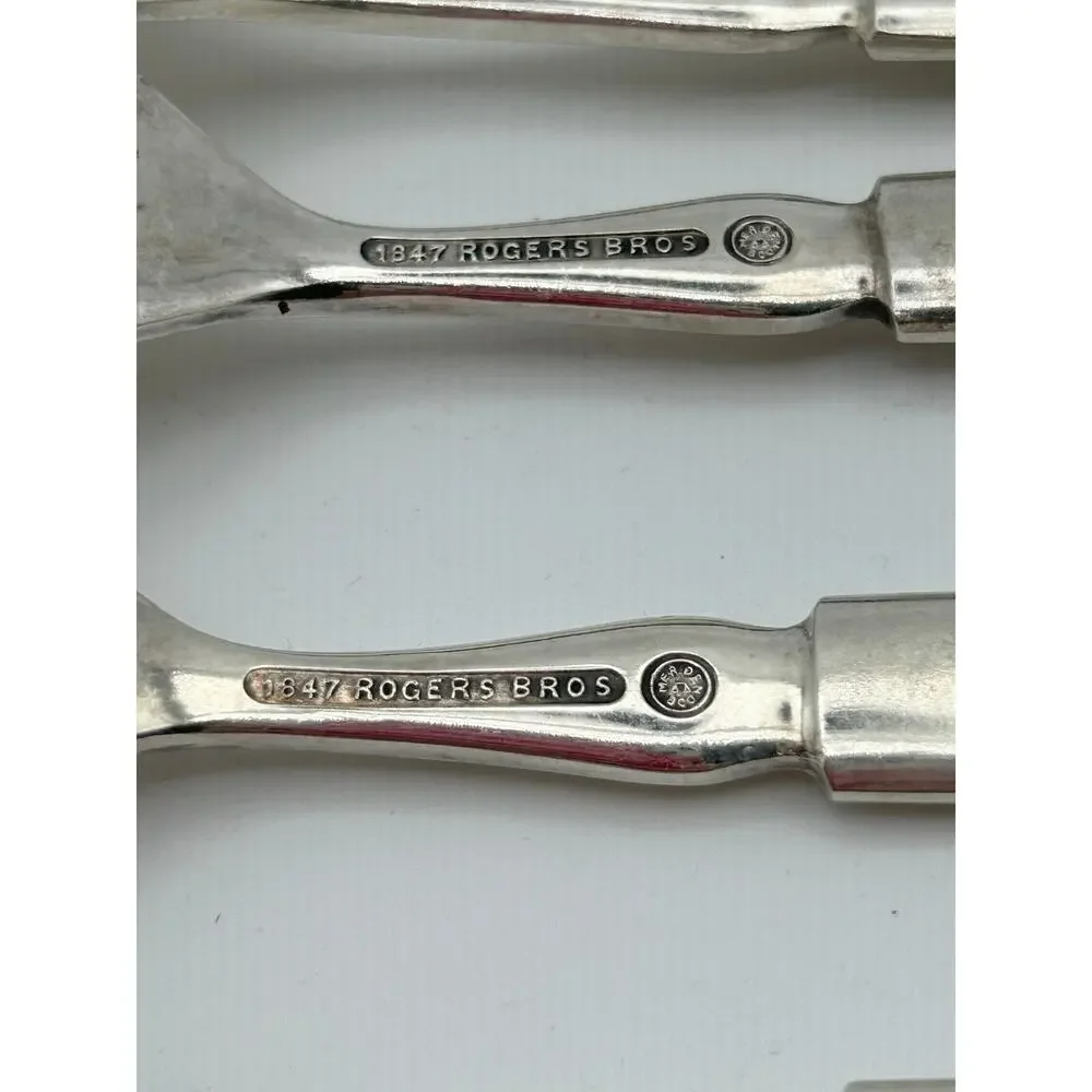 1847 Rogers Bros Forks Set of 6 Windsor Silverplate Monogramed 